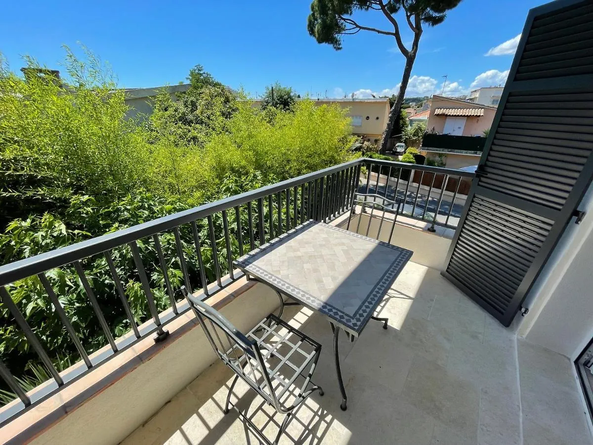 Villa Louise-Rose Villeneuve-Loubet Bed & Breakfast